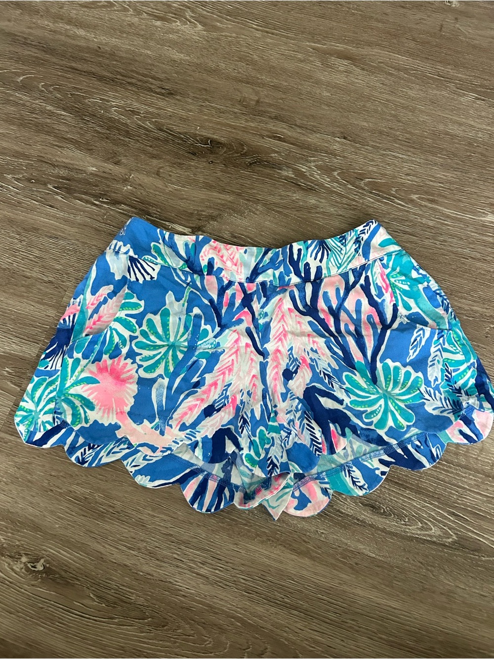 Floral Scalloped Hem Women’s Shorts Lilly Pulitzer AS